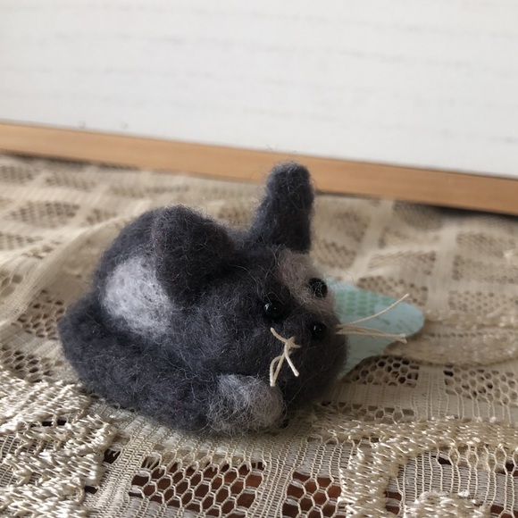 One handmade needle Felted cats kittens - Picture 6 of 14